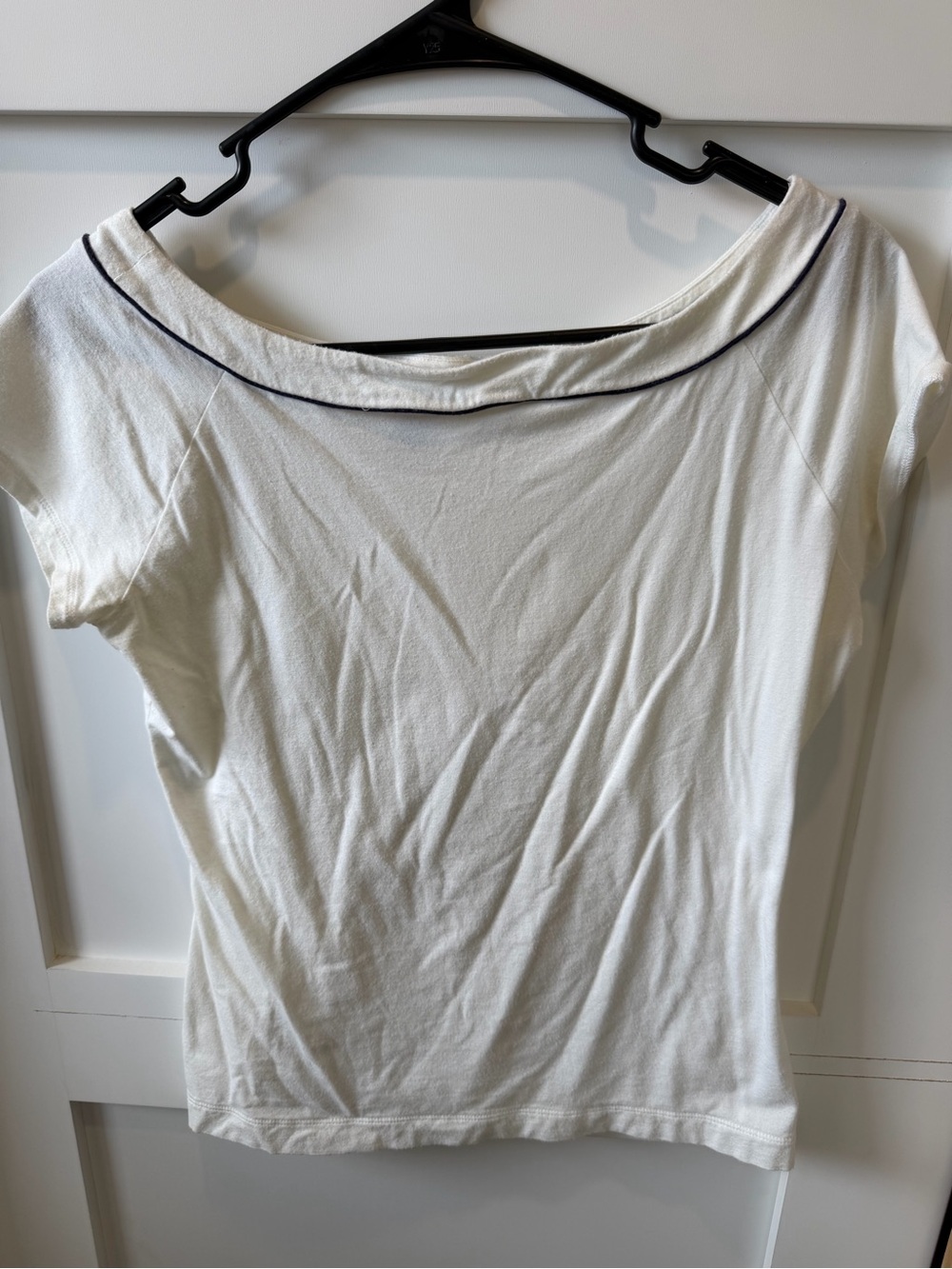 Express Off-White Short Sleeve Top with Navy Trim